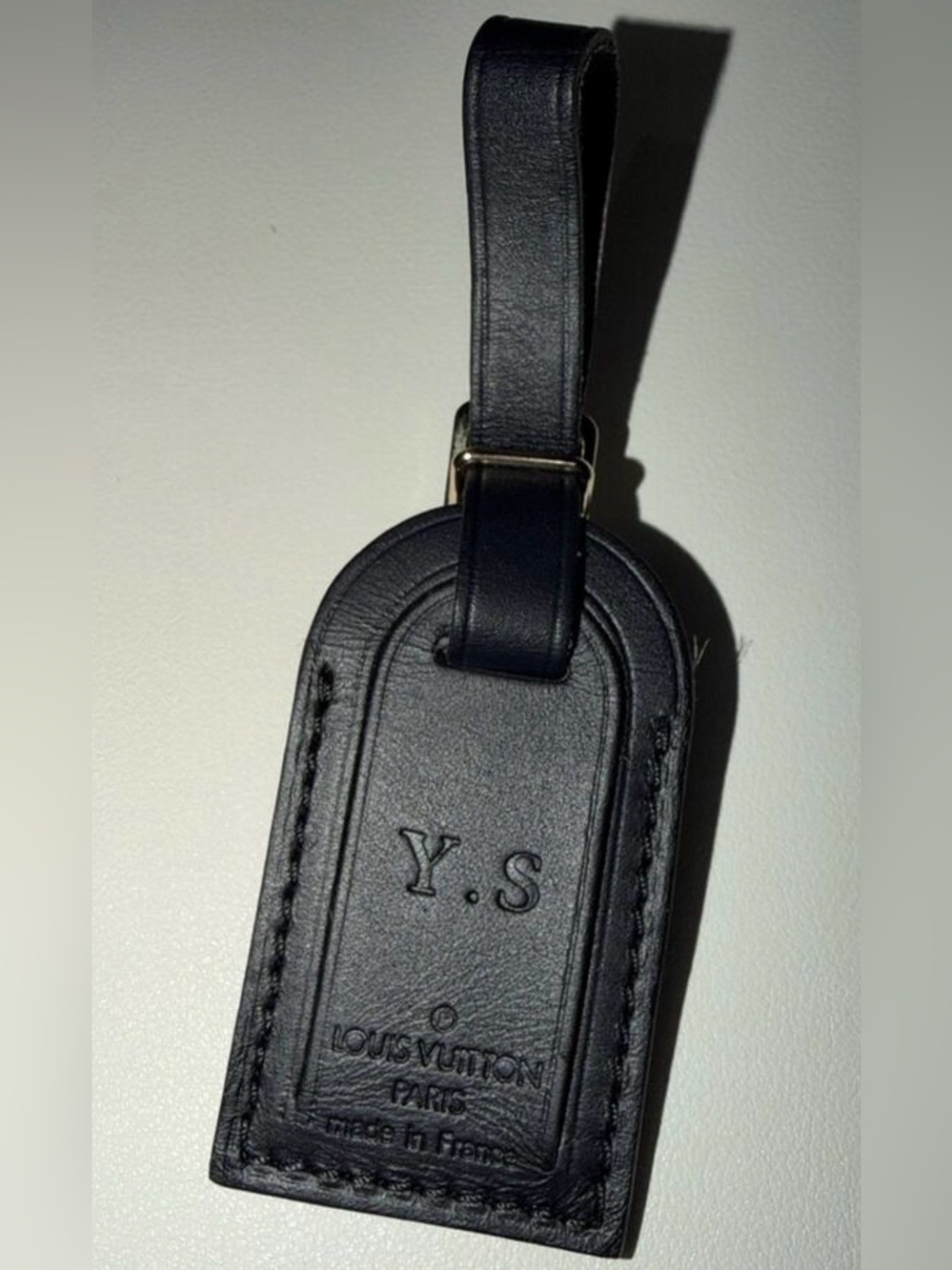 Louis Vuitton Black Leather Luggage Tag w/ YS Embossed Initials Small